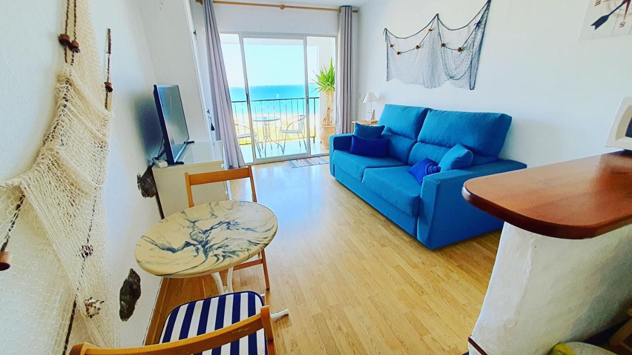 Cozy Beach-Front Studio With Amazing Sea View 엠푸리아브라바 외부 사진